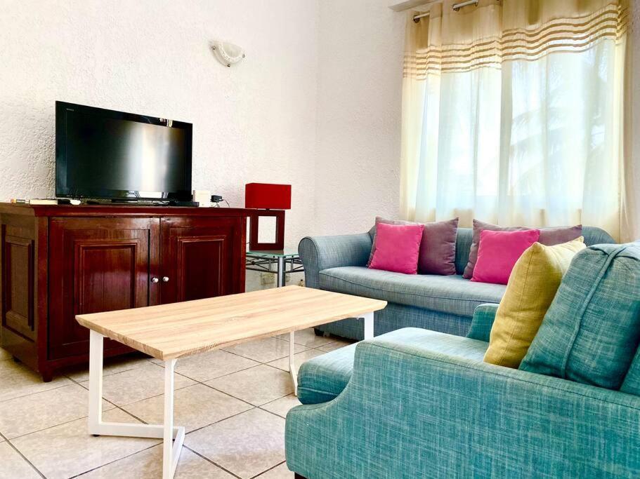 Apt Terrasse Bord De Mer & Piscine / Flic En Flac Екстер'єр фото