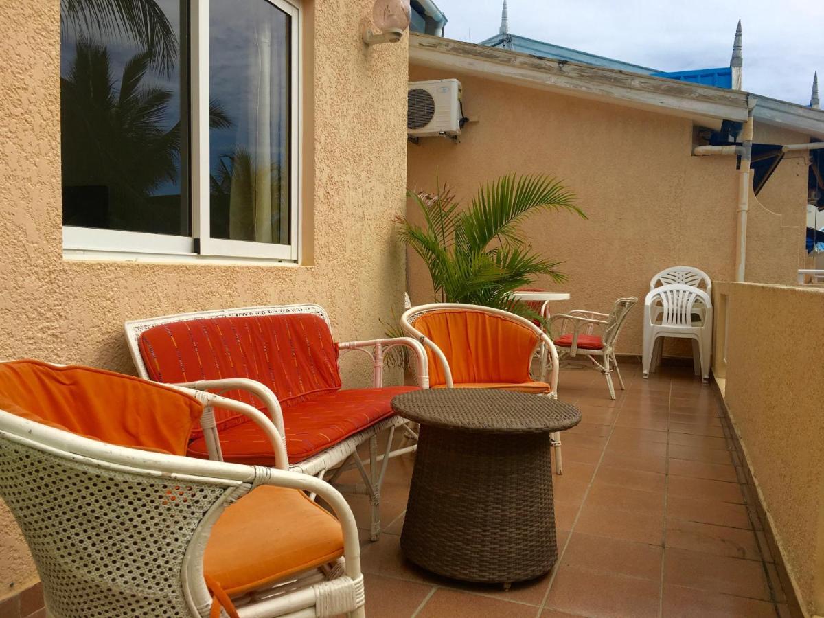 Apt Terrasse Bord De Mer & Piscine / Flic En Flac Екстер'єр фото